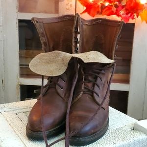 Vibram Brown Leather Lace up Boots size Women's 6 M